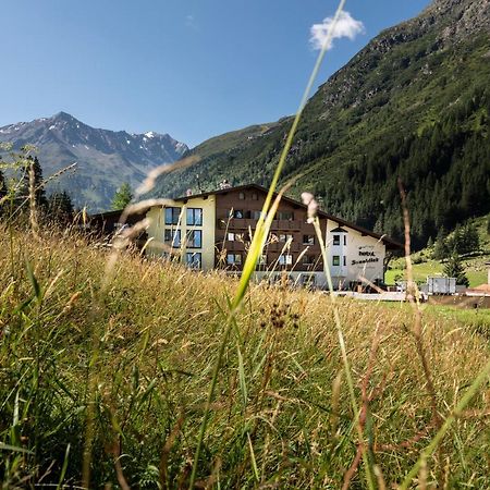 Hotel Sonnblick ザンクト・レオンハルト・イム・ピッツタール エクステリア 写真