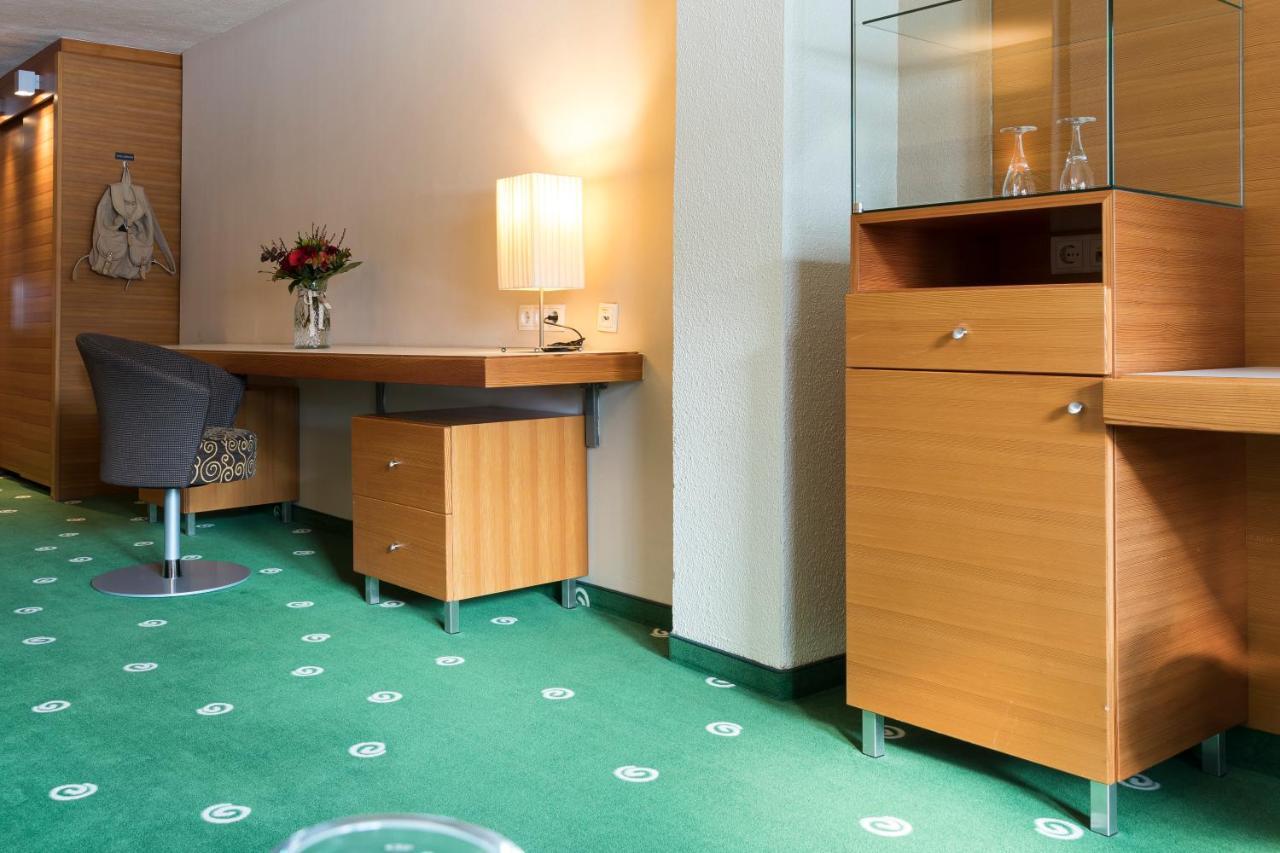 Hotel Sonnblick ザンクト・レオンハルト・イム・ピッツタール エクステリア 写真